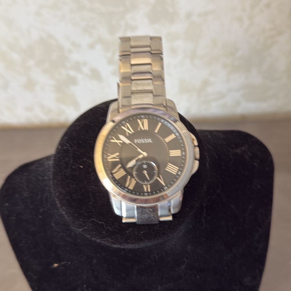 Fossil Grant Watch Stainless Steel Construction and Black Analog Dial